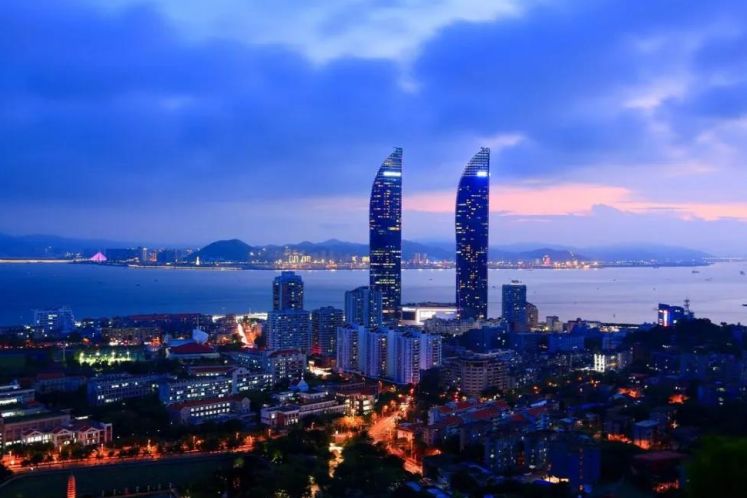 “廈門外貿(mào)巨頭”新增230億借款，940億債務壓頂風險激增