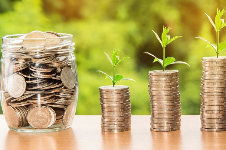 上市后首次出現年度虧損，海底撈“撈”不動了？